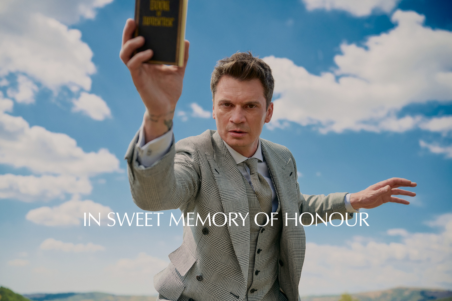 ZAVATE_Motif-50_Versenyelony2_web